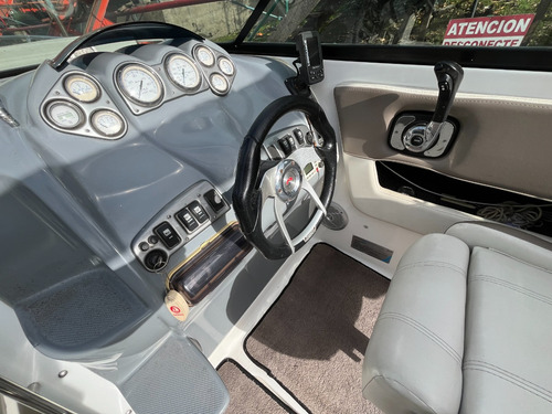 Lancha Cuddy Quicksilver 2400 Con Motor Volvo 280 Hp Dp 2016