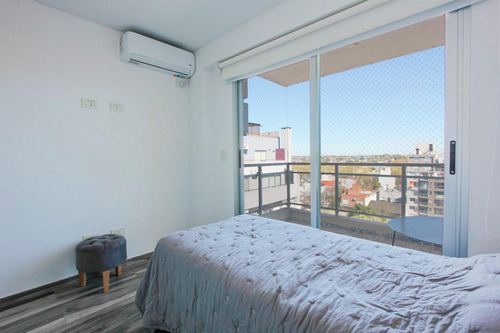 Venta Departamento 4 Ambientes En Moron Sur Con 3 Cocheras