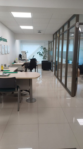Oficina Todo Incluido Edificio Bicentenario