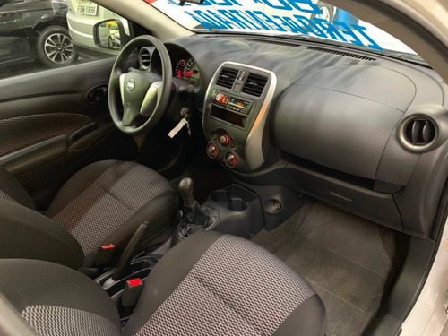 Nissan Versa 2018 1.0 12v Conforto 4p Zero De Entrada
