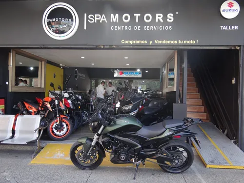 Bajaj Dominar 400
