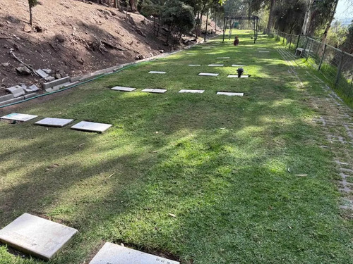 Sepultura Cementerio Santiago
