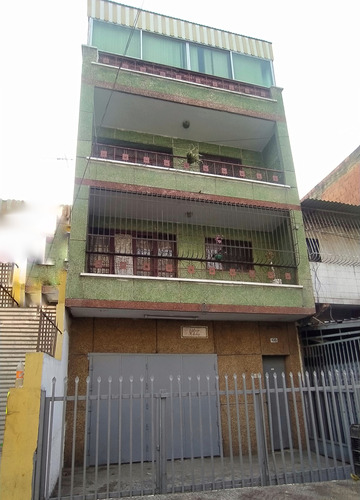 Edificio Con Local Comercial En Venta En Catia 500m2