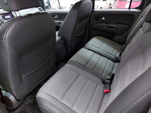Imagen 13 de 17 de Volkswagen Amarok 3.0 V6 Cd Highline 4x4 At 2023