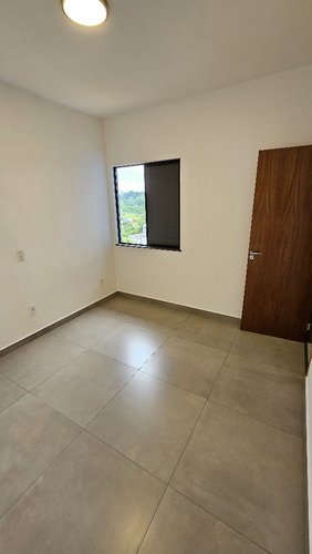 Casa Sobrado De 3 Quartos, Com Suíte
