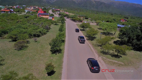 Imagen 4 de 14 de Lote De 1121m2 En Barrio Cerrado De Cascadas En Carpintería!