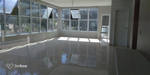 Imagem 2 de 14 de Casa Duplex À Venda Com 186 Metros Na Lagoa Redonda