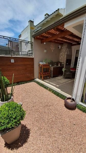 Casa Em Hípica Com 3 Dormitórios - Mi271266