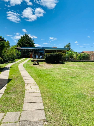 Imagen 22 de 30 de Casa Con Pileta Para 6/8 Personas En Hermoso Barrio