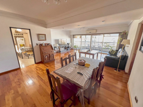 Venta Semipiso 5 Ambientes Dos Cocheras Caseros