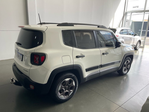 Jeep Renegade 1.8 Flex Aut. 5p 6 marchas