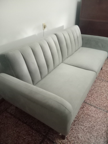 Sofacama De Una Plaza Gris Claro Liso (Usado)