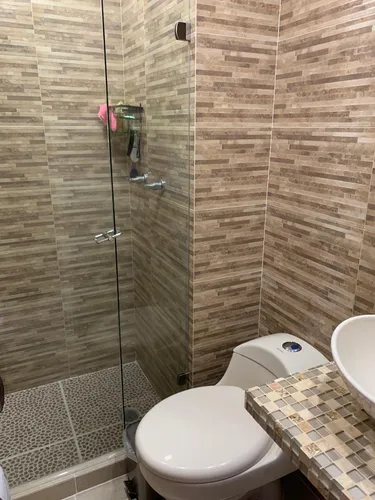 Venta Espectacular Apartameno Sur De Cali.barrio Quintas De Don Simon. Quinto Piso, Sin Ascensor. Parqueadero Propio Cubierto. 88 Mts.