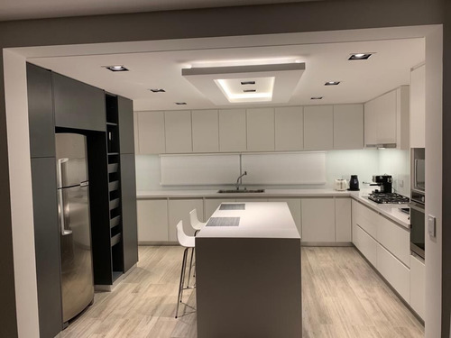 Imagen 7 de 27 de Moderna Casa En Venta En Barrio San Lucas-san Vicente