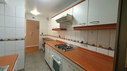 Venta Depto. 2 Dorm Primer Piso Con Patio Exclusivo, Ñuñoa