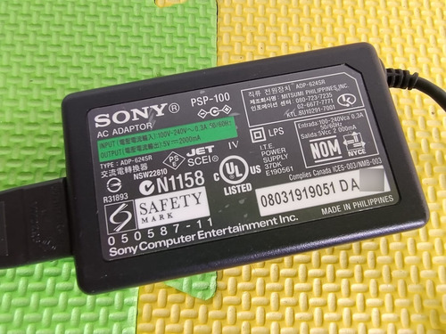 Cargador Sony Original De Psp Fat / Slim/ 1000 / 2000 / 3000 (Usado)