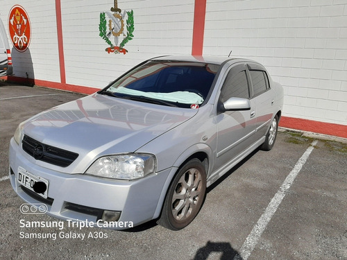 Imagem 1 de 7 de Chevrolet Astra Sedan 2.0 8 Válvulas