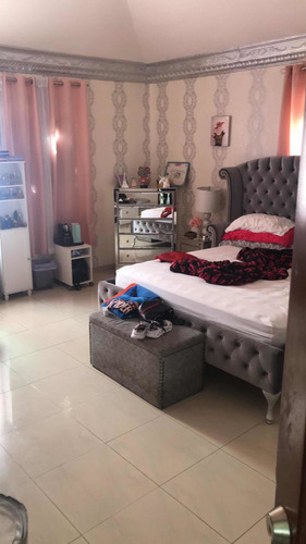 Imagen 5 de 8 de Alquilo Casa Con Piscina Para Vivienda O Uso Comercial