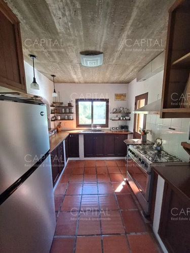 Casa A La Venta De 3 Dormitorios En Punta Del Este Con Un Magnífico Terreno De 3000 Mts2