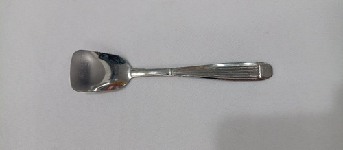Imagen 3 de 4 de Cuchara De Helado Rayada Acero Inoxidable X12 - 13 Cm.