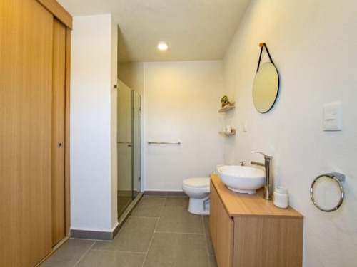 Casa En Fraccionamiento Con Alberca Y Seguridad