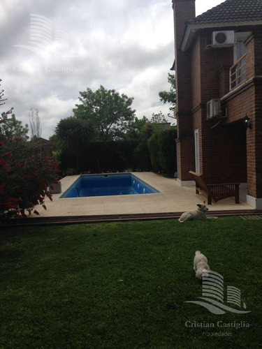 Casa - Venta - 5 Ambientes - Valle Claro - Benavidez - Tigre
