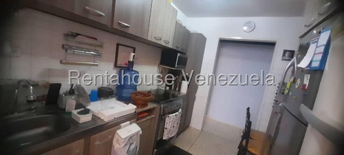 Apartamento En Venta Ideal Persona Sola O Pareja Los Rosales 25-23240 Db