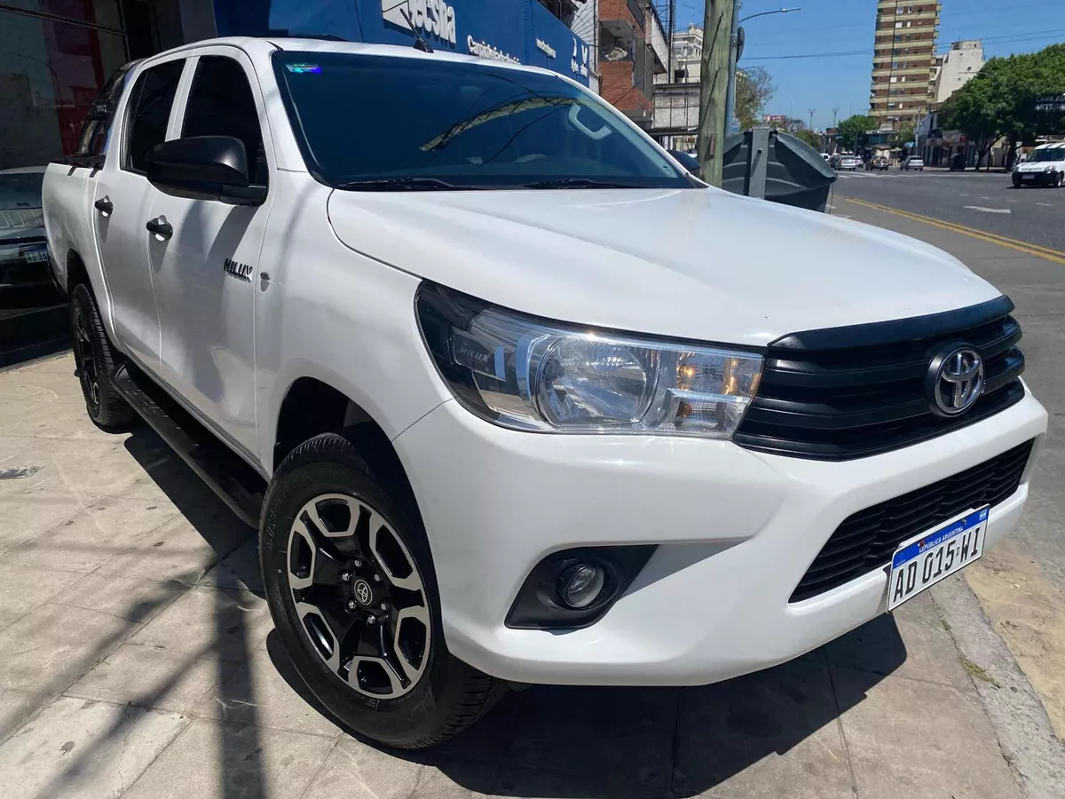 Toyota Hilux 2.4 Cd Dx 150cv 4x2