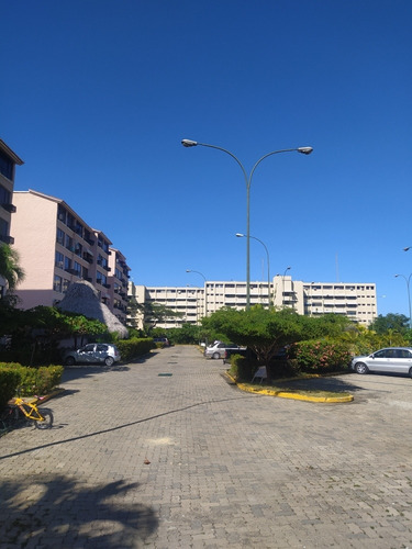 Imagen 2 de 14 de Apartamento Con Acceso Al Club Aguasal