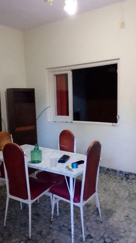 Imagen 3 de 5 de Casa A Refaccionar En Caseros