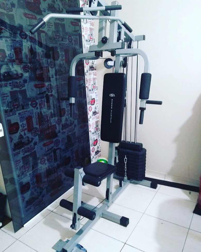 Aparelho De Musculação Com Varias Opções De Treino
