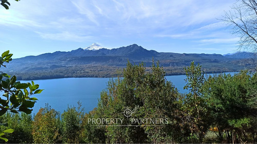 Lindo Sitio Con Vista Al Lago Calafquen