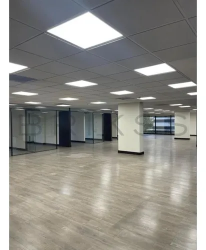Oficina En Arriendo En El Nogal. Cod A5185