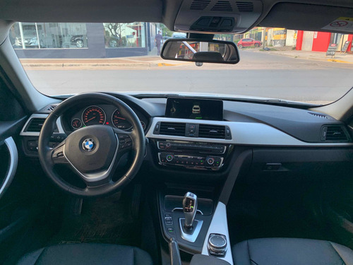 Bmw Serie 3 2.0 320i Sedan Executive A/t8va 2016 Banchik