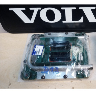Modulo Motor Volvo D13 ( Usado E Sem O Tubo Do Resfriador )