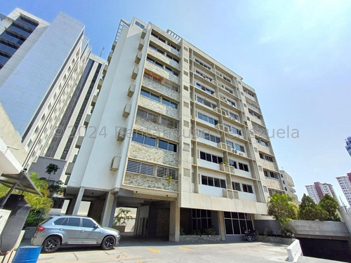 Amplio Apartamento En Venta Barquisimeto El Pedregal 23-27095 App