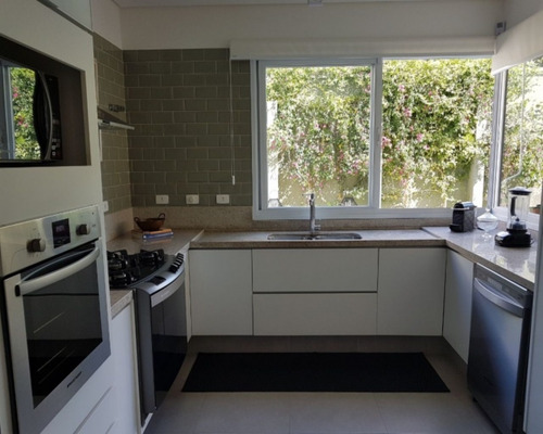 Linda Casa À Venda No Condomínio Gênesis L Com 4 Suítes - 1613 - 67735313