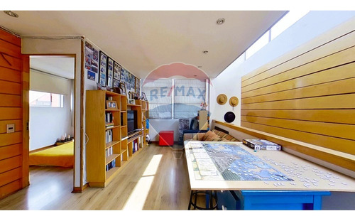 Moderna Y Luminosa Casa Con Piscina