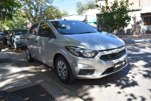Chevrolet Onix 1.4 8v Lt Mt (98cv) 2017 - N-u-e-v-o