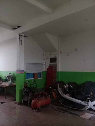 Deposito Con Vivienda Sobre Lote 8,66 X 31- Munro-oeste