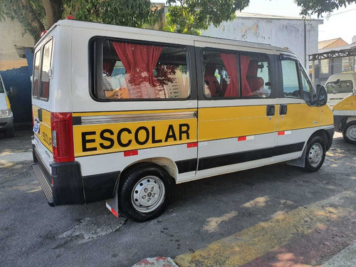 Imagem 7 de 15 de Peugeot Boxer Minibus 2015 16 Lugares T Baixo Completa