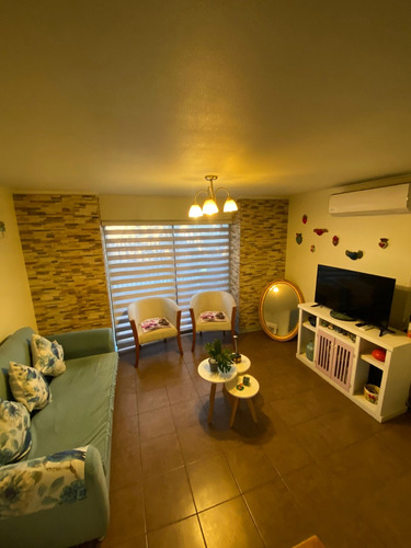 Maipú, Venta De Casa En Sector El Rosal 235