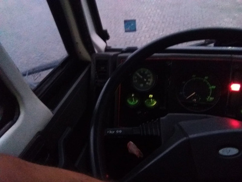 Imagem 14 de 14 de Ford Cargo 12 15 12 15