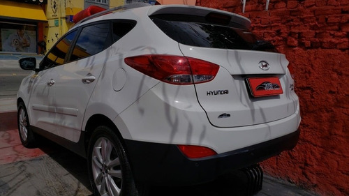 Imagem 4 de 5 de Hyundai Ix35 2015 2.0 Gls 2wd Flex Aut. 5p