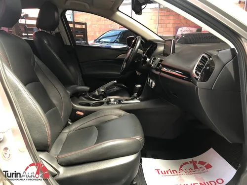 Mazda 3 2.0 Touring At