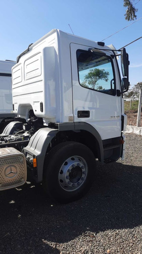 Imagem 2 de 4 de Mercedez Atego 2430