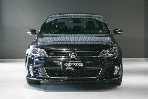 Volkswagen Jetta 2.0 Tsi Highline 211cv Gasolina 4p
