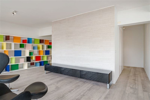 Departamento En Venta De 2 Dorm. En Santiago
