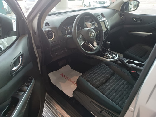 Imagen 2 de 12 de Nissan Frontier 2.3 Xe Cd 4x4 Mt Car One Cadenero Lp