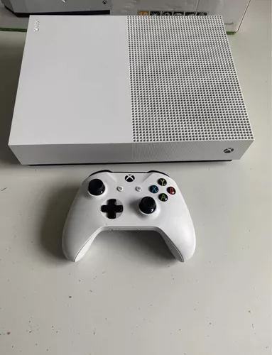 Loja Nova era Games e Informática - Xbox One S - Com HD 1TB Preço: R$  1.289,00 (no dinheiro) Confira disponibilidade e condições de pagamento  Link do produto